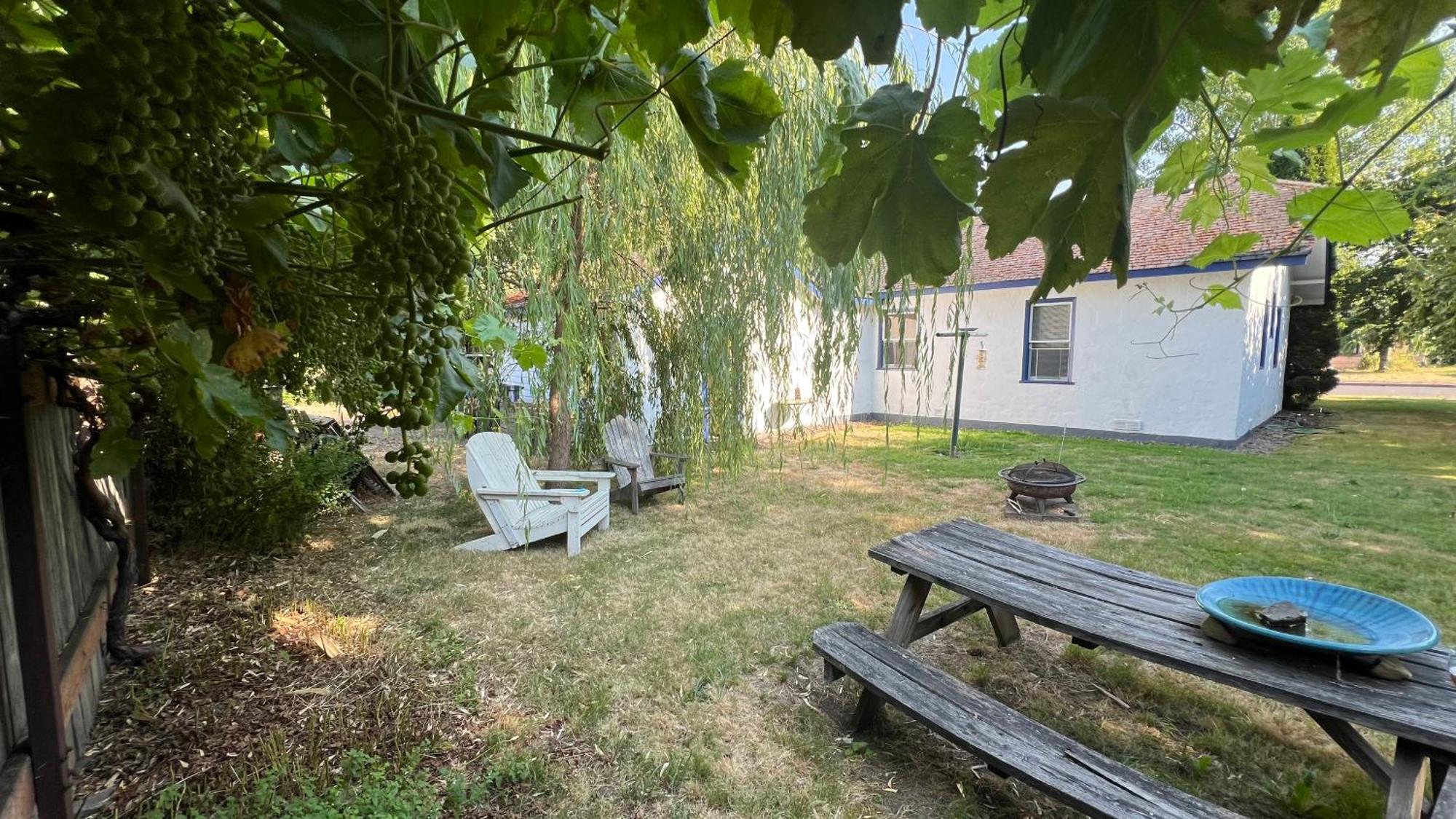 Cherry Tree House Monmouth Exterior photo